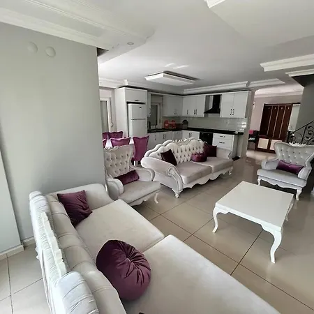 Large Luxury Near Lara Villa Altinkum (Antalya)